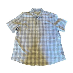 Blue men’s short sleeve button down shirt